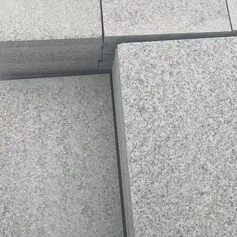贵阳芝麻白地铺石石材厂家
